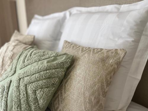 Cotignac House | Chambre privative - DOMAINE de la LOUVE