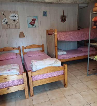 Ongles Bed & Breakfast | chambre quadruple dans ferme provençale