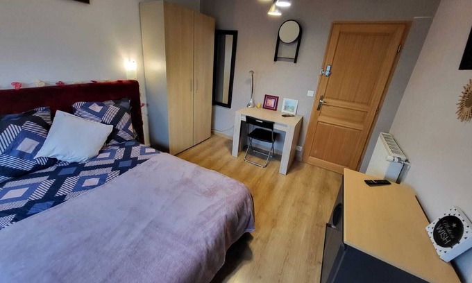 Corbeil-Essonnes Bed & Breakfast | Chambre Romantique 30min Paris