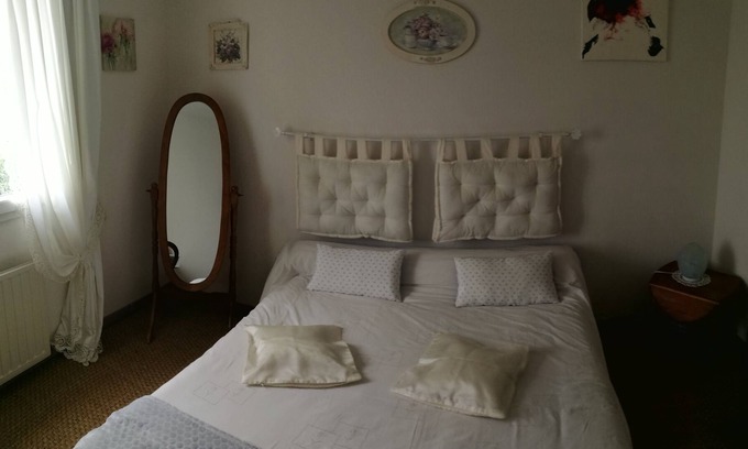 Castelnaudary House | Chambre Romantique