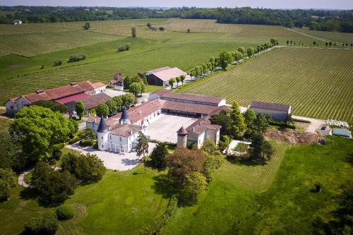Lignan-de-Bordeaux Bed & Breakfast | Chambres d'hôtes du Château de Seguin