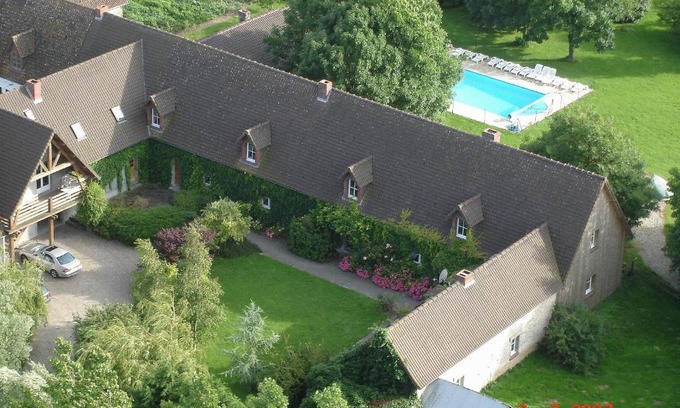 Monchaux House | Chambres d'hôtes Edoniaa