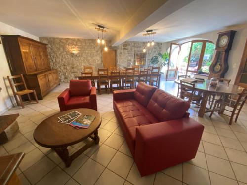 Chauzon Bed & Breakfast | Chambres d'hôtes les Clapas