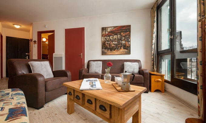 Chamonix City Centre Apartment | Chamonix Sud - Marguerite B215, Chamonix, France