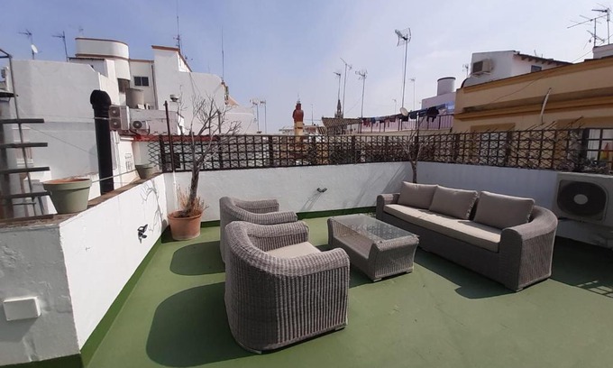 El Arenal Apartment | Champion Duplex Terrace and Garage Old Town 6 pax