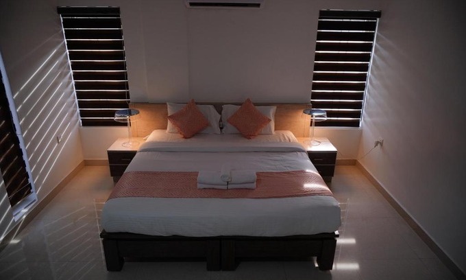 Kollam Hotel | Chandra Inn