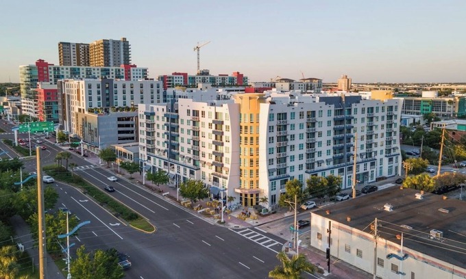 Channel District Apartment | Channelside stay