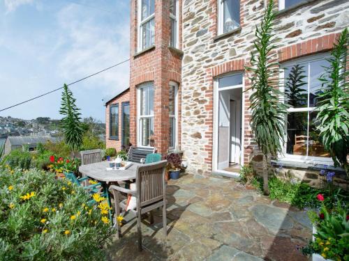 Polruan House | Chapel House