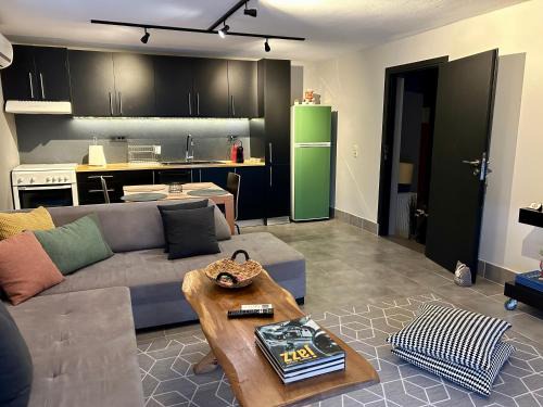 Nafplion City Centre Apartment | Chara's studio under Palamidi castle