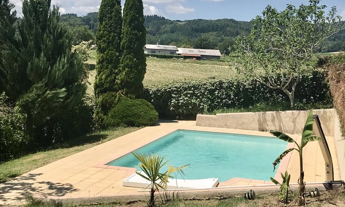 Senezergues House | Character cottage at Domaine du Valat