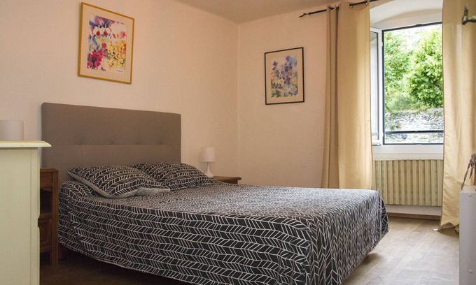 Corte Apartment | Character house. City center. Quiet neighborhood.