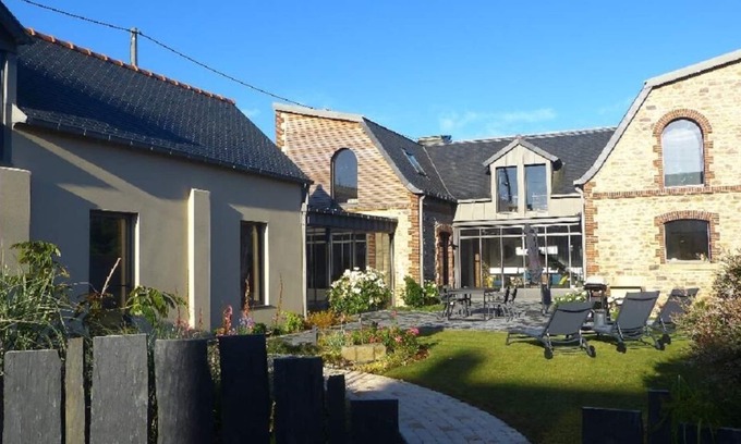 Paimpol House | Character house downtown 300m from the port and 700m from the beach