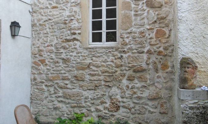 Fabrezan House | character house in the heart of the Corbières