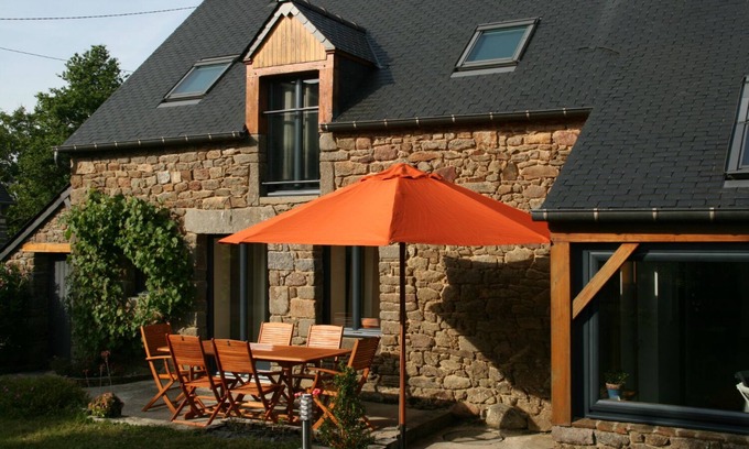 Bonnemain House | Character house sleeps 7 - in the countryside near Saint Malo