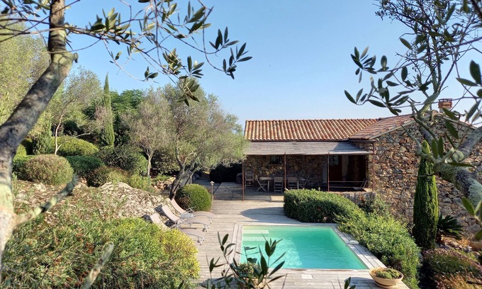 Ventiseri House | Character house, 'U STAZZU'