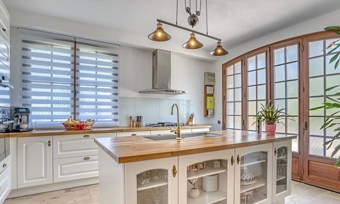 Bouniagues House | Character house with private lake in the heart of the bastides of Périgord