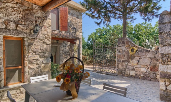 Cussorgia House | Character stone house "Villetta in Pietra" with terrace and barbecue