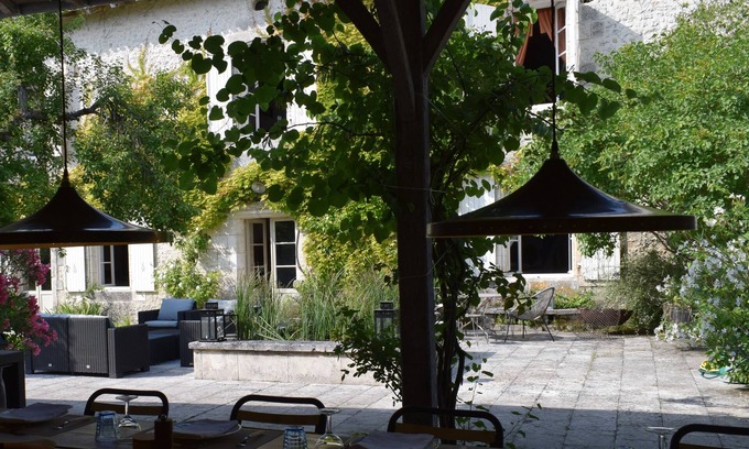 Lusignac Other | Characterful Farmhouse And Large Pool in Rural Setting, sleeps 10