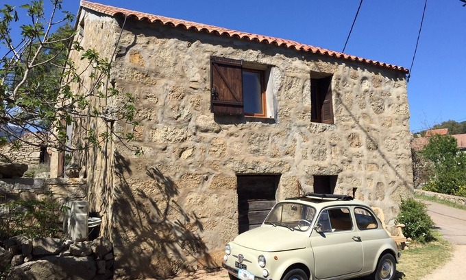 Sotta House | Characteristic stone house near Porto-Vecchio