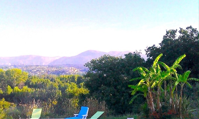 Plaine de la Brague Apartment | Charcoal Arts & Sens, studio quiet design, nature, sea, Marineland, casino .
