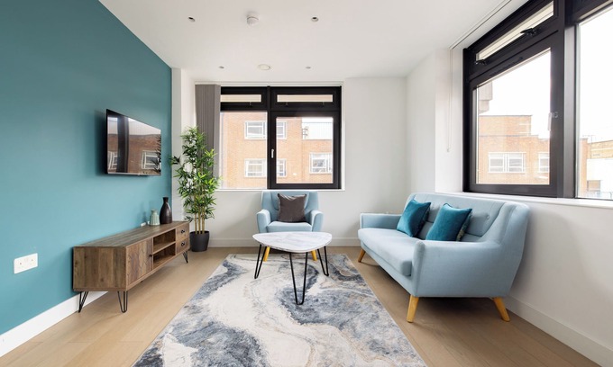 London Borough of Hounslow Apartment | Charles Hope Apartments Brentford