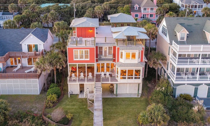 Folly Beach House | Charleston Coast Vacations "Pink Flamingo" ~ Rooftop Wet Bar & Game Room