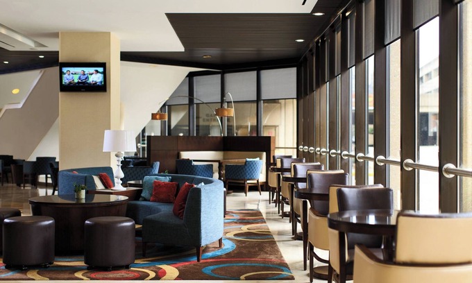 Charleston Hotel | Charleston Marriott Town Center