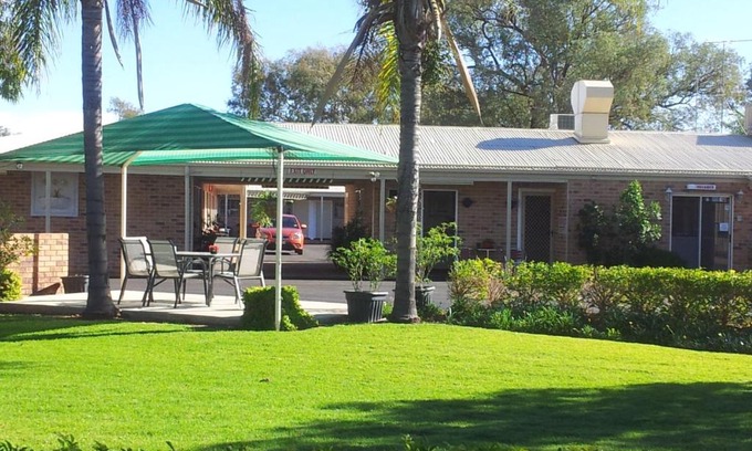 Charleville Hotel | Charleville Waltzing Matilda Motor Inn