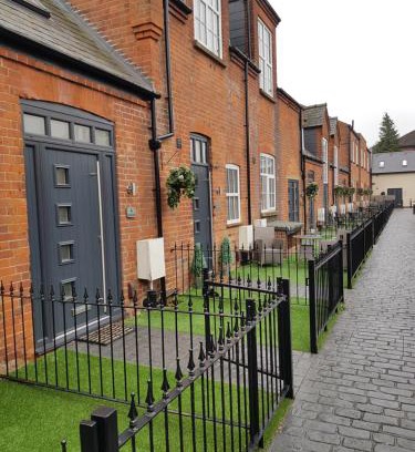 Rushmoor District Apartment | Charlie Mews
