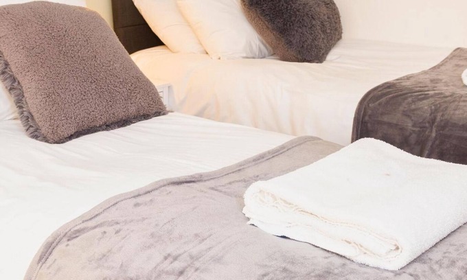 Ipswich Apartment | Charlotte House Spacious 2BR 2BATH in Ipswich