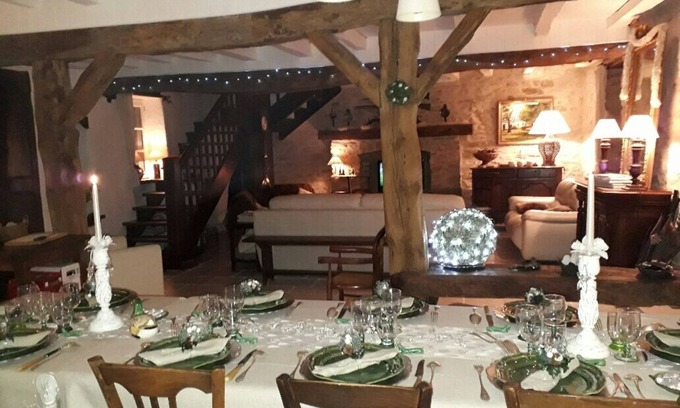 Saint-Molf House | Charm and stonework for the festive season
