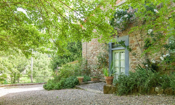Poggio Alla Croce House | Charm, comfort, relax at il Bracconiere, part of il Cavato, typical farmhousen,
