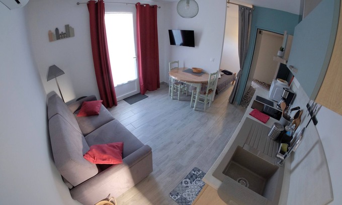 Saint-Paul-Trois-Chateaux Apartment | Charmant Petit Appartement Dans Villa Locative
