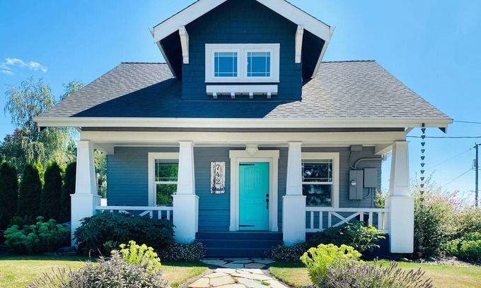 Carlton House | Charm of Carlton - Heart of Wine Country