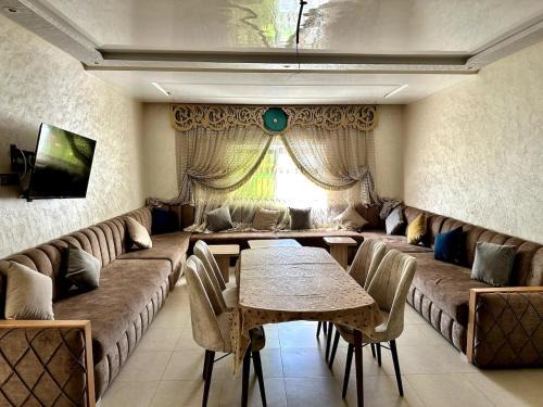 Oued Laou Apartment | Charm & Pool near Beach