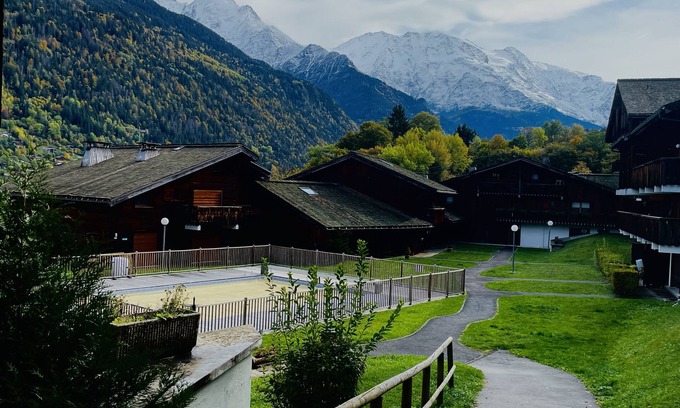 Saint-Gervais-les-Bains Apartment | Charmant Studio Skis aux Pieds. Idéal Pour Séjours en Famille. Animaux Acceptés