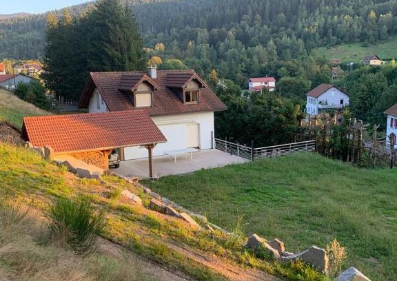 Saint-Maurice-sur-Moselle House | Charmante Maison Blanche