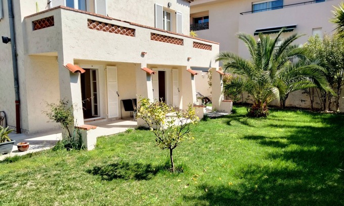 Cros-de-Cagnes Apartment | Charmant 2 Pièces à 2 pas de la mer
