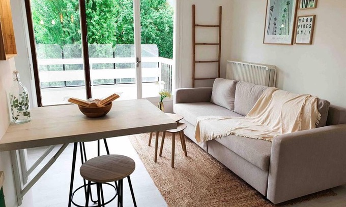 Novel Apartment | Charmant appartement avec vue sur les montagnes