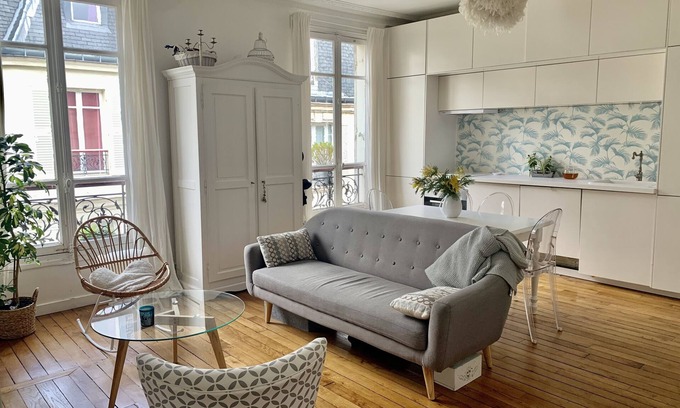 Quartier de Rochechouart Apartment | Charmant Appartement de 50 m2 Près de Montmartre