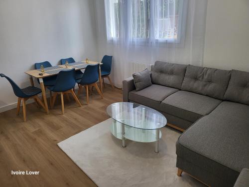 Tremblay-les-Gonesse Apartment | Charmant maison Duplex F2