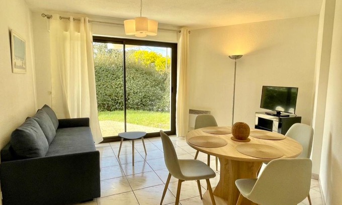 Pontaillac Apartment | Charmant Rez de Jardin - 900m plage de Pontaillac