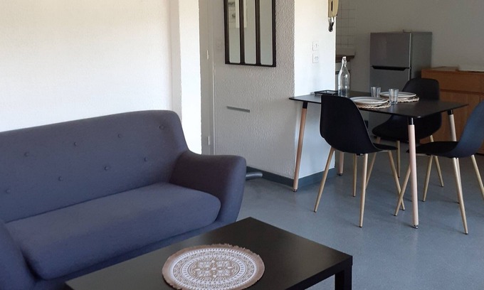 Oloron-Sainte-Marie Apartment | Charmant Studio Entre Terre et mer