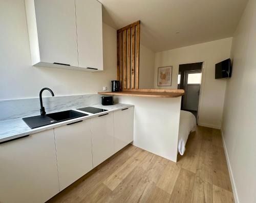 Justices Apartment | Charmant Studio à Saint Léonard