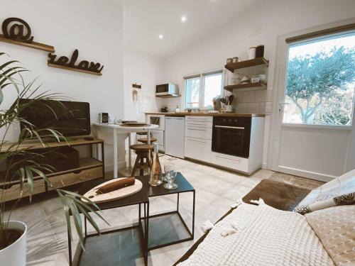 Le Muy Apartment | Charmant Studio Design Au Calme Avec Piscine