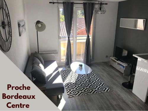 Talence Apartment | Charmant Studio