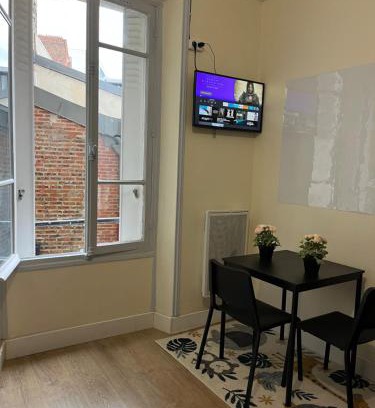 20th Arrondissement Apartment | Charmant studio spacieux paris