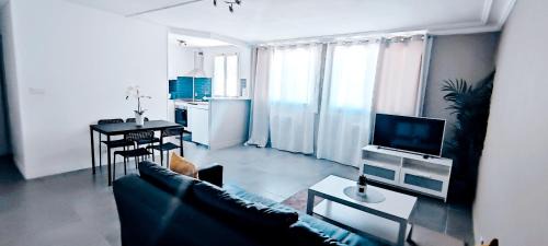 Bonneveine Apartment | Charmant T2 à 5 min des Plages -10min Calanques