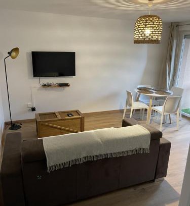 Seilh Apartment | Charmant T2 Piscine Golf de Seilh