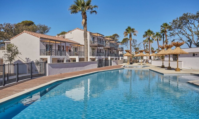 Giens Condo | Charmant T3 + accès piscine | À 650m de la plage